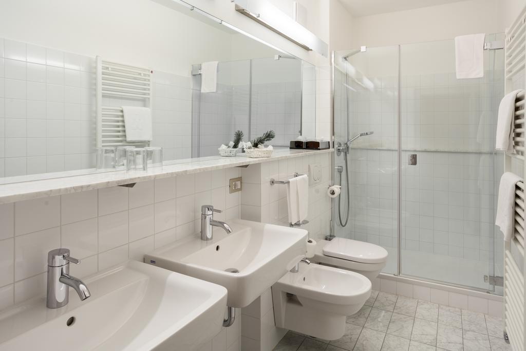 Hotel Tre Cime Sesto - Sexten Ruang foto
